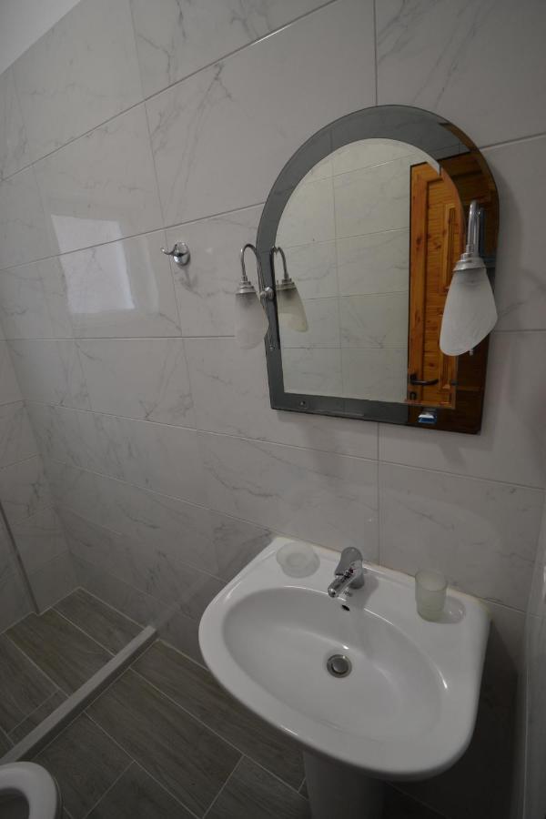 Little Cozy Apartment 1 Saranda Dış mekan fotoğraf